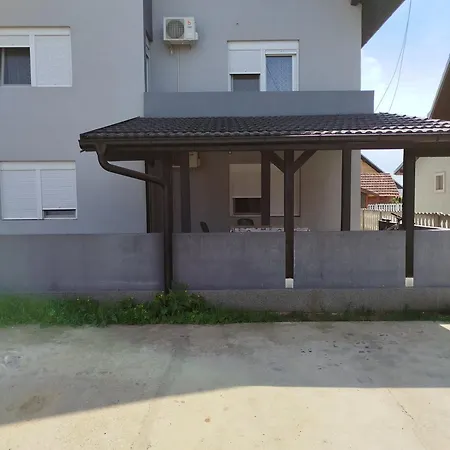 Kuca Filipovic * Kladovo